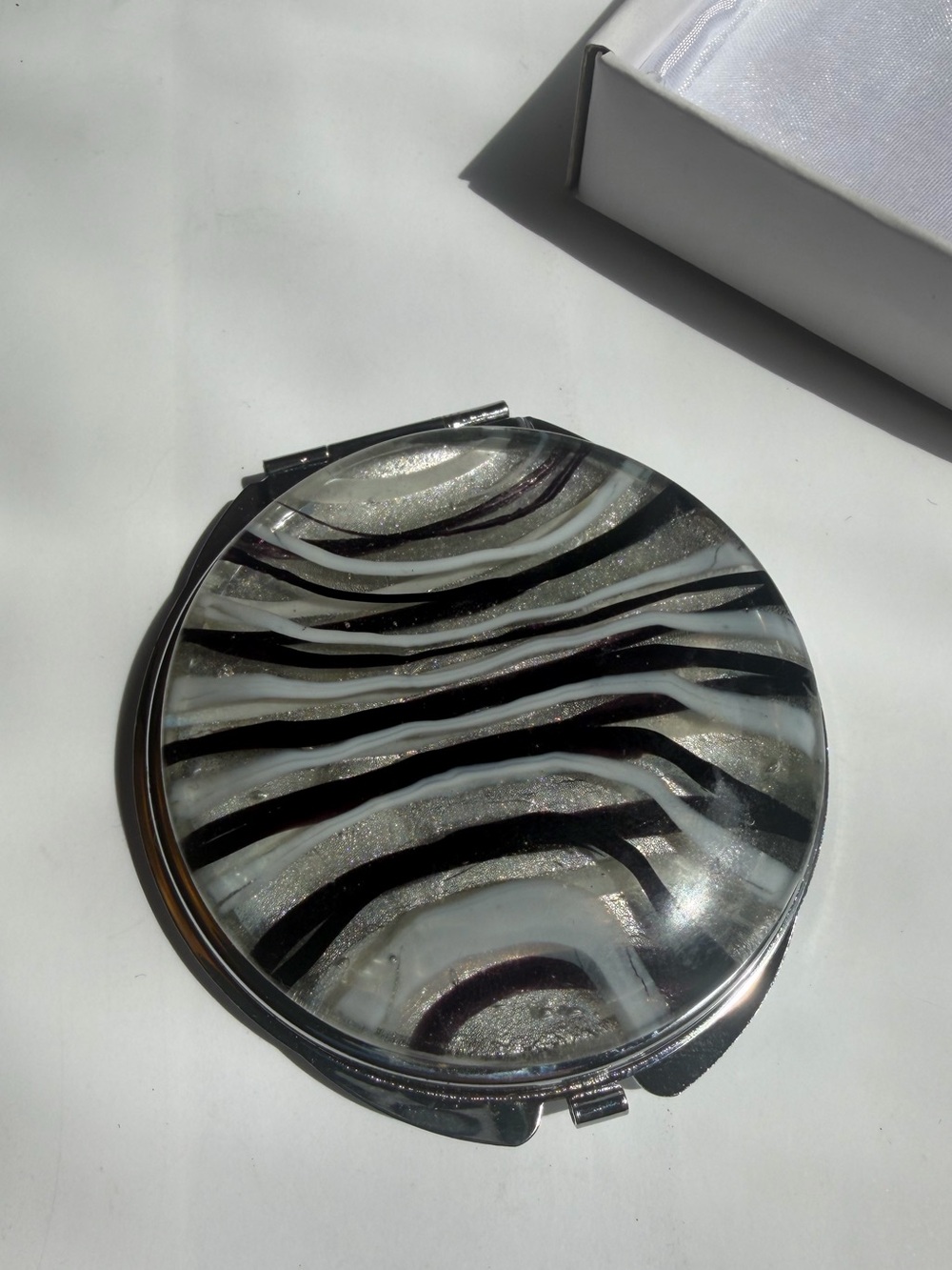 Murano Art Deco Collection Zebra Glass Compact Mirror Silver Black w/ Box